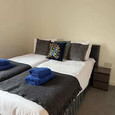 The Wordsworth - Stylish Abode Feriehus