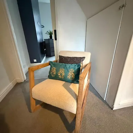 The Wordsworth - Stylish Abode Barrow-in-Furness